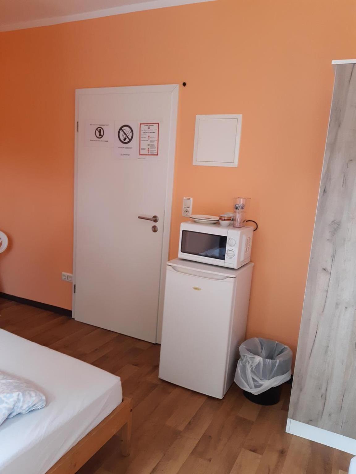 Budget Allach & Tub 19a * Monaco di Baviera