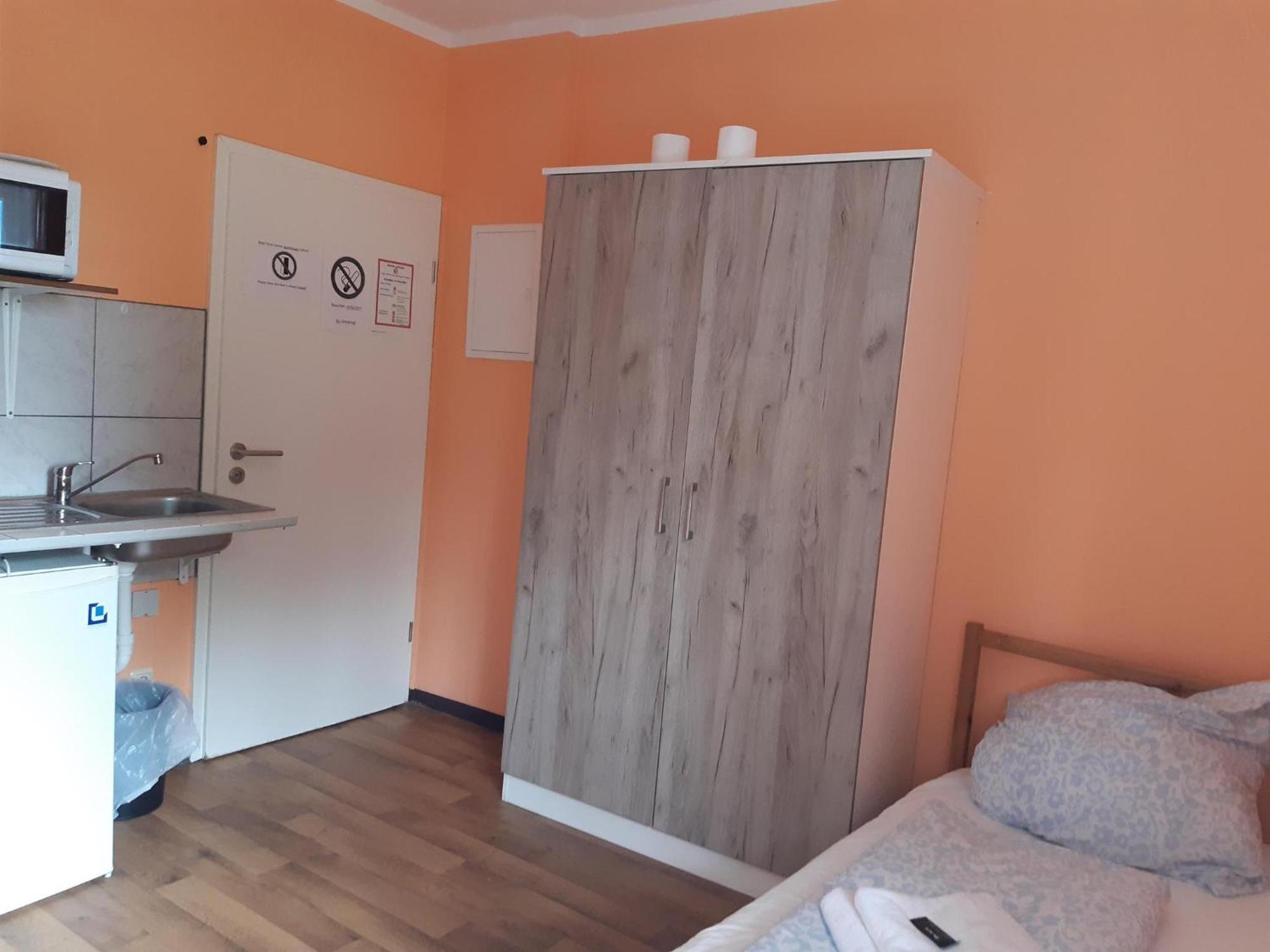Budget Allach & Tub 19a Ostello Monaco di Baviera